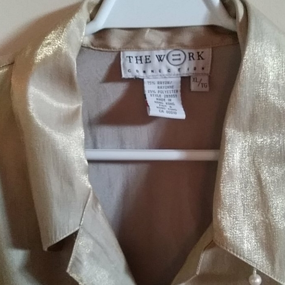 Top - Picture 3 of 8